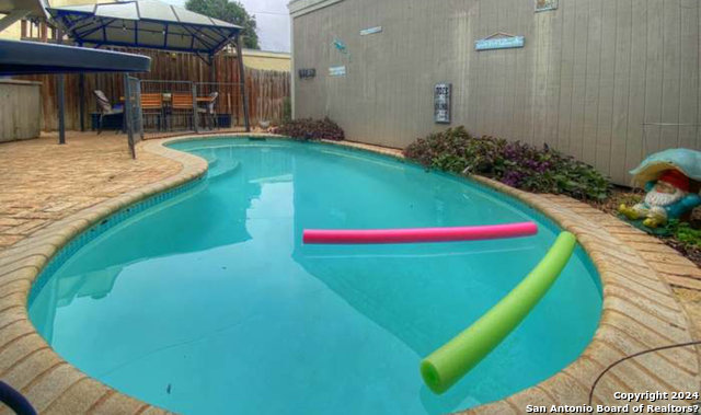 Details for 7614 Castle Green, San Antonio, TX 78218