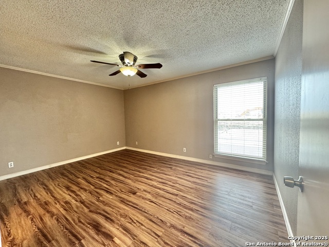 Image 18 of 27 For 7614 Castle Green
