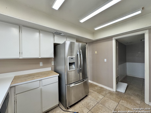 Image 4 of 27 For 7614 Castle Green