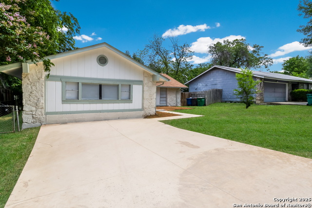 Image 4 of 26 For 11947 Alamo Blanco