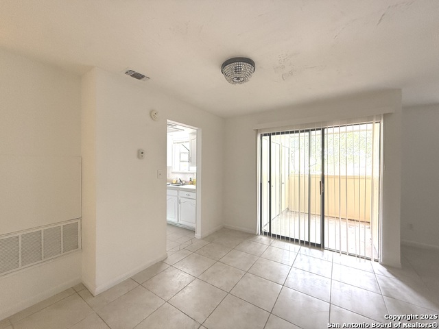 Image 4 of 33 For 11843 Braesview  215