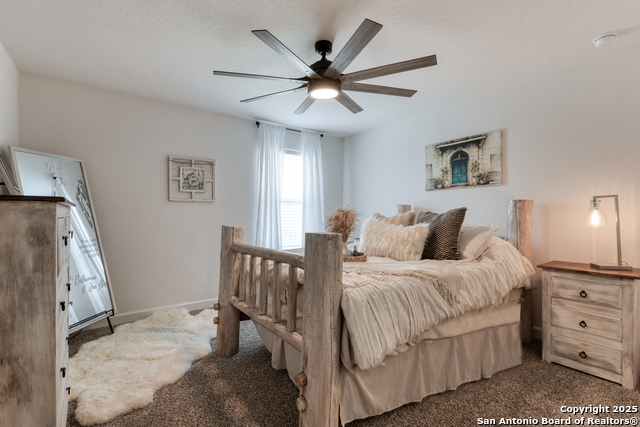 Listing photo id 18 for 1531 Esser Crossing