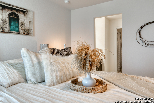Listing photo id 19 for 1531 Esser Crossing