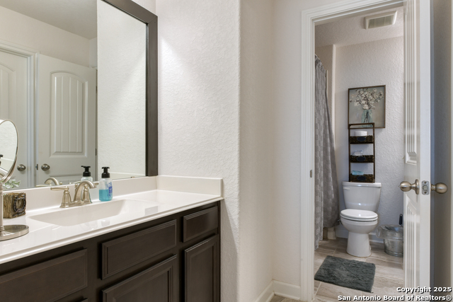 Listing photo id 20 for 1531 Esser Crossing