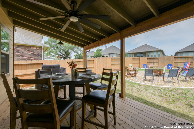 Listing photo id 23 for 1531 Esser Crossing