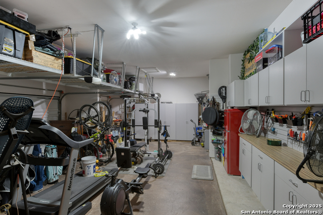 Listing photo id 28 for 1531 Esser Crossing