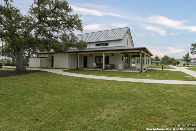 Listing photo id 35 for 1531 Esser Crossing