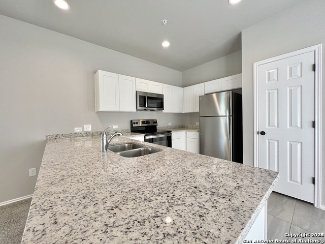 Image 8 of 17 For 4122 Swans Landing  303