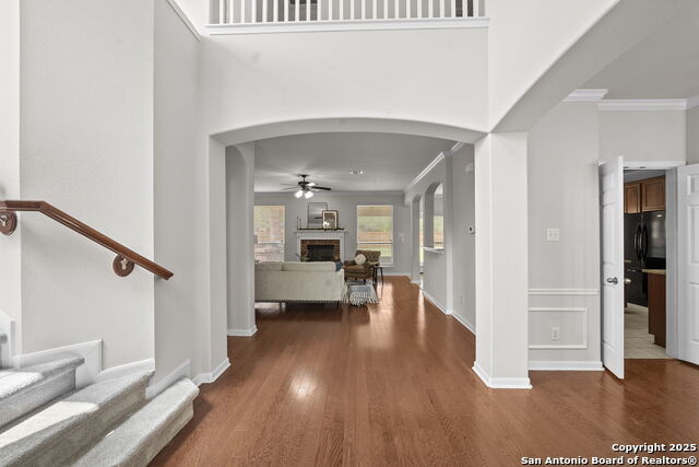 Listing photo id 1 for 8715 Anton Chico