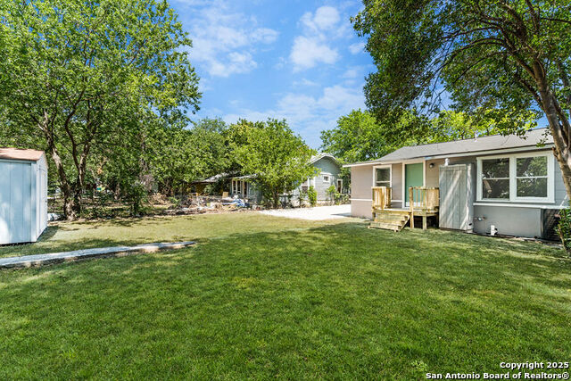 Image 19 of 22 For 1730 Thorain