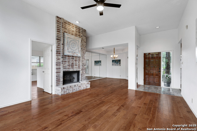 Image 10 of 33 For 13902 Foothills Court St