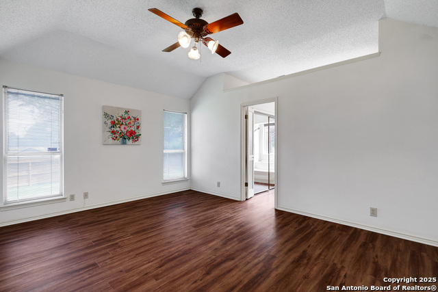 Image 21 of 33 For 13902 Foothills Court St