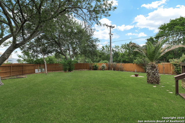 Image 32 of 33 For 13902 Foothills Court St