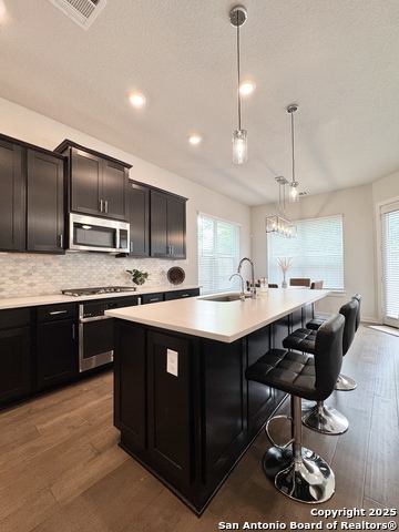 Image 10 of 33 For 5843 Whitby Rd #13