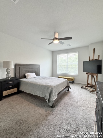 Image 21 of 33 For 5843 Whitby Rd #13