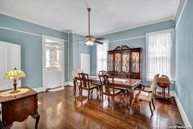 Image 13 of 45 For 705 Guenther E