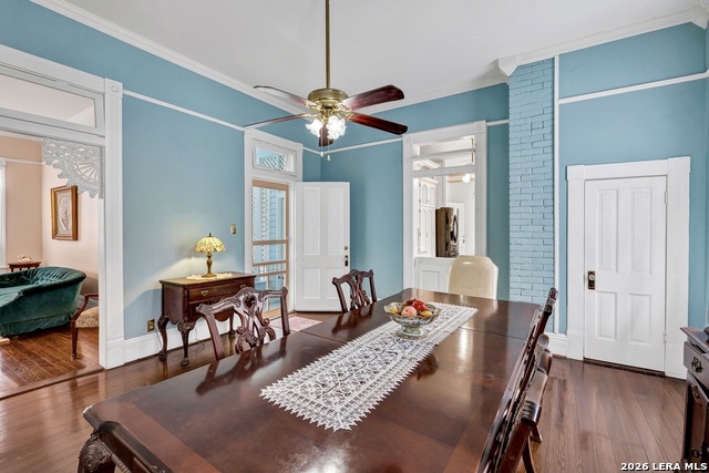 Image 14 of 45 For 705 Guenther E