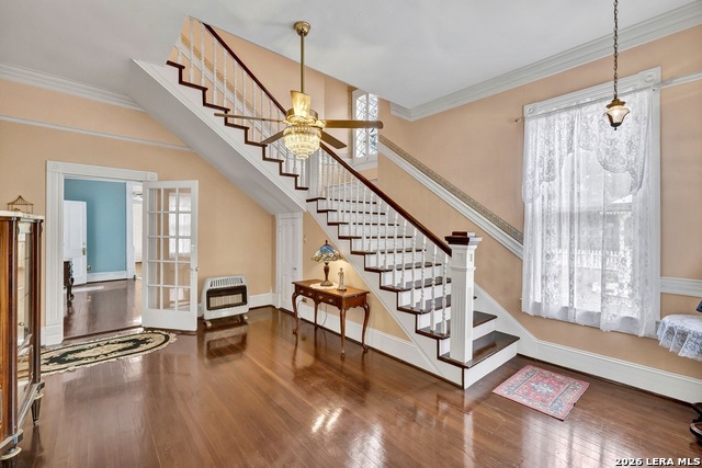 Image 7 of 45 For 705 Guenther E