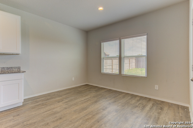 Image 10 of 31 For 1121 Gracie Way