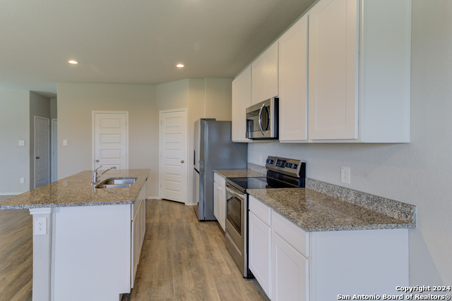 Image 7 of 31 For 1121 Gracie Way