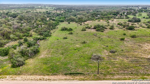 Listing photo id 1 for 25 Pr Vista Hills Ln Tx