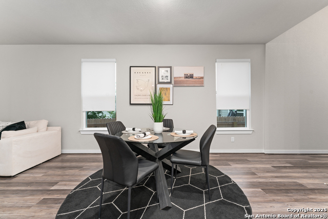 Image 10 of 33 For 15011 Wychwood