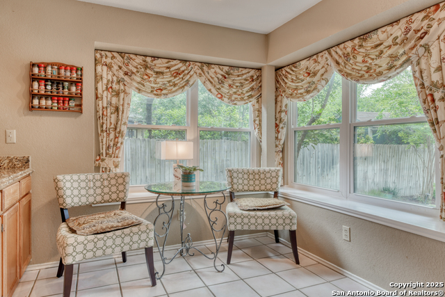 Listing photo id 8 for 8811 Silent Stream