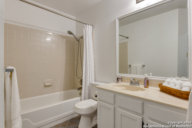 Listing photo id 25 for 8811 Silent Stream