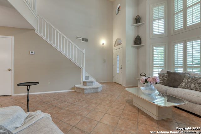 Listing photo id 2 for 8811 Silent Stream