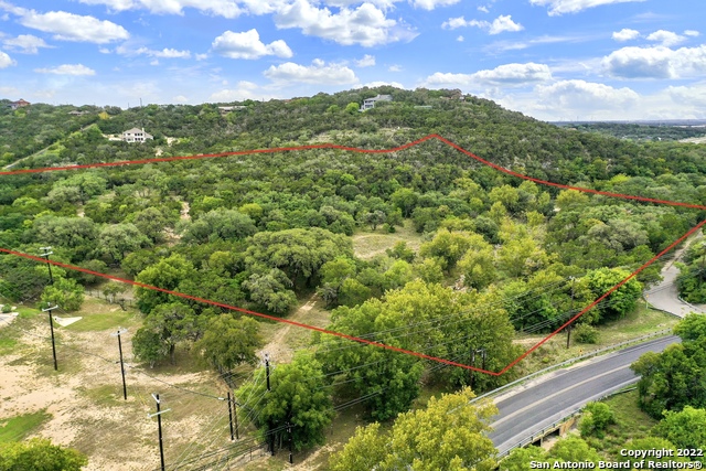 Listing photo id 3 for 13931 Old Scenic Loop