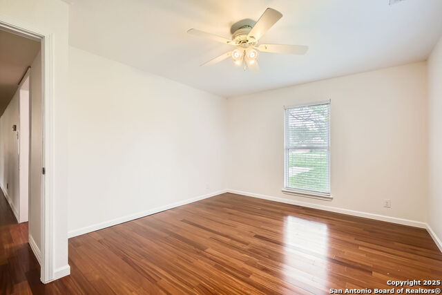 Image 12 of 44 For 7052 Tree Bend
