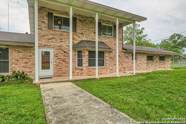 Image 6 of 44 For 7052 Tree Bend