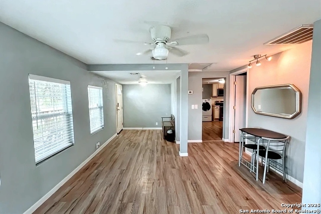 Image 10 of 27 For 13444 Park Road 37