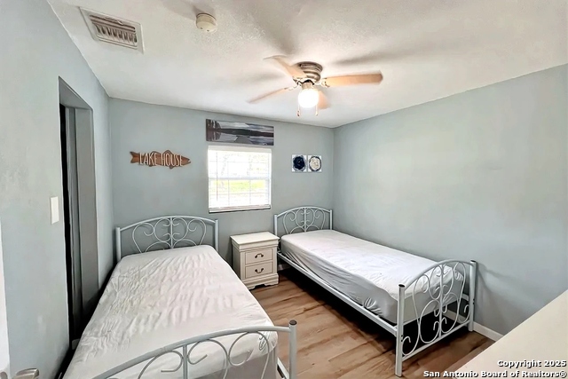 Image 12 of 27 For 13444 Park Road 37