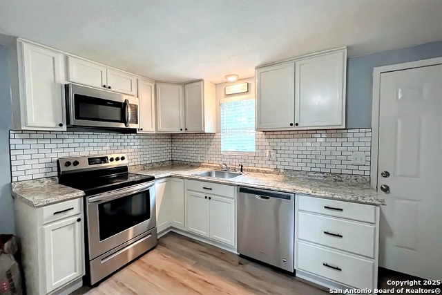 Image 16 of 27 For 13444 Park Road 37