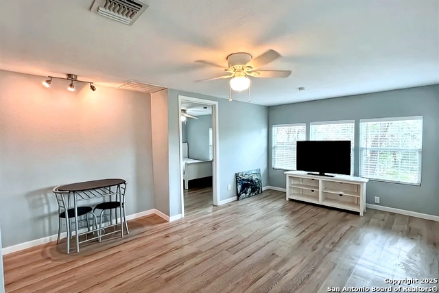 Image 9 of 27 For 13444 Park Road 37