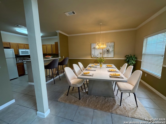 Image 4 of 50 For 6160 Eckhert  103