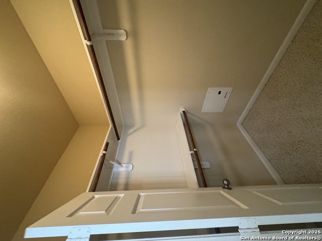 Image 47 of 50 For 6160 Eckhert  103