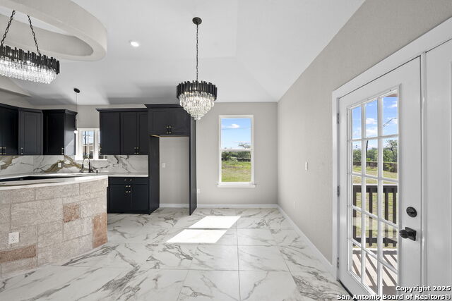 Listing photo id 16 for 165 Flor Del Sol