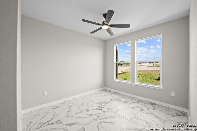 Listing photo id 23 for 165 Flor Del Sol