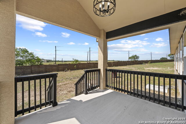 Listing photo id 45 for 165 Flor Del Sol