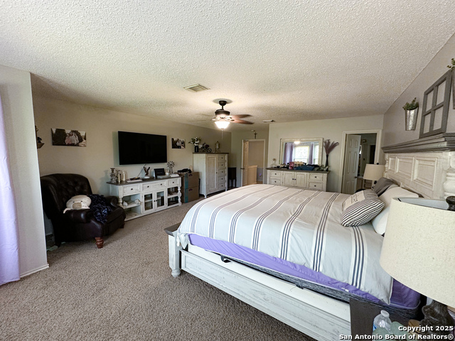 Image 11 of 32 For 16002 Hickory Well Dr