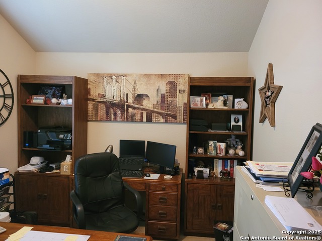 Image 10 of 70 For 24103 Waterhole Ln