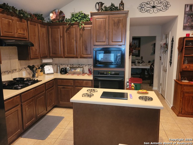 Image 20 of 70 For 24103 Waterhole Ln