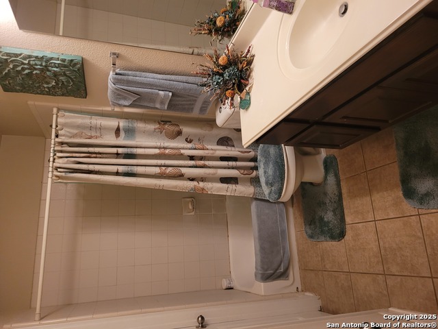 Image 52 of 70 For 24103 Waterhole Ln