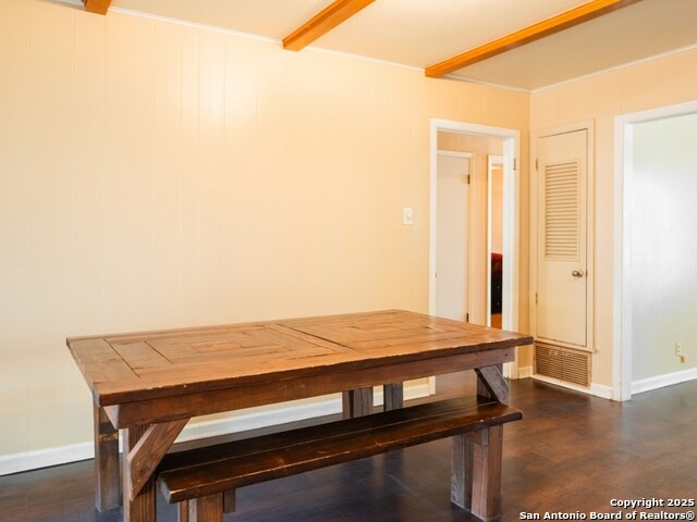 Image 10 of 18 For 413 Lindbergh Blvd. E