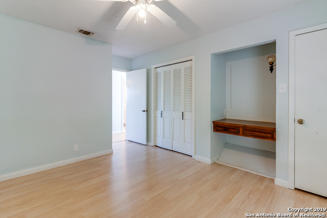 Image 22 of 25 For 10514 Millspring