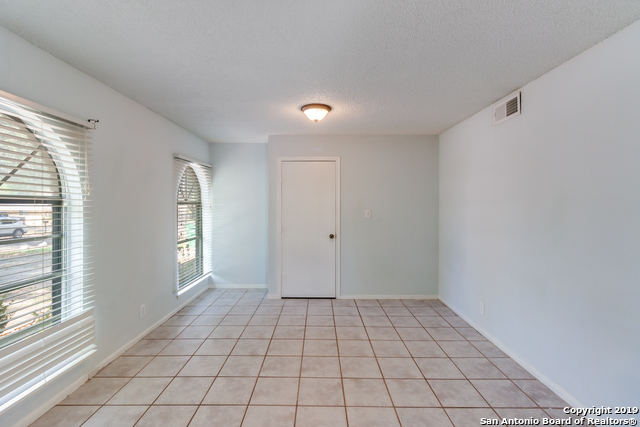 Image 5 of 25 For 10514 Millspring