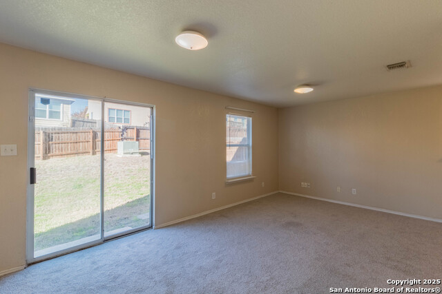 Listing photo id 12 for 6319 Wild Flower Way