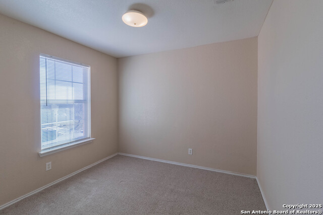Listing photo id 18 for 6319 Wild Flower Way